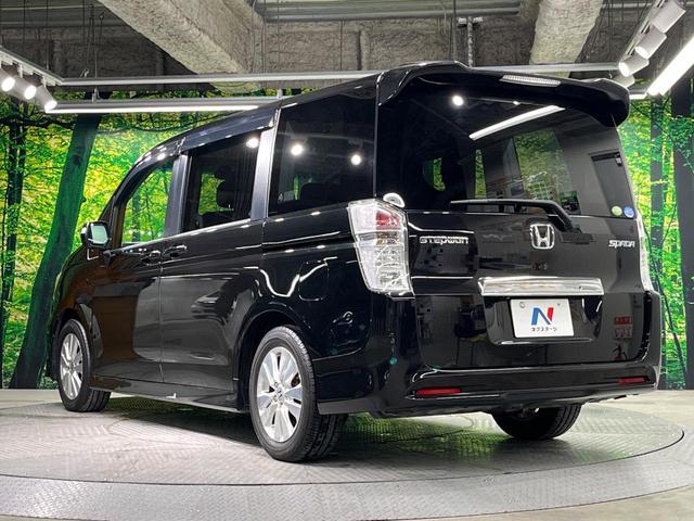 ステップワゴンスパーダ Z 後席モニター 両側電動ドア 純正ナビ バックカメラ 禁煙車 ドラレコ スマートキー HIDヘッド ビルトインETC オートライト オートエアコン 純正16インチアルミ CD DVD再生 フルセグ(63枚目)