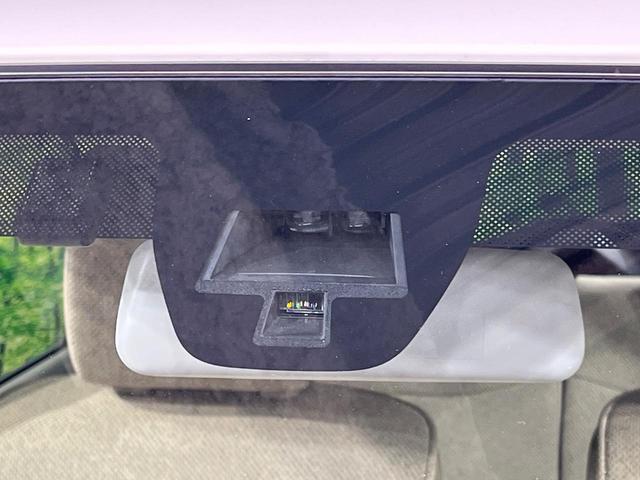 アルトラパン S 純正ナビ 衝突軽減 禁煙車 シートヒーター スマートキー HIDヘッドライト ETC オートライト オートエアコン Bluetooth CD/DVD再生 フルセグ アイドリングストップ(3枚目)