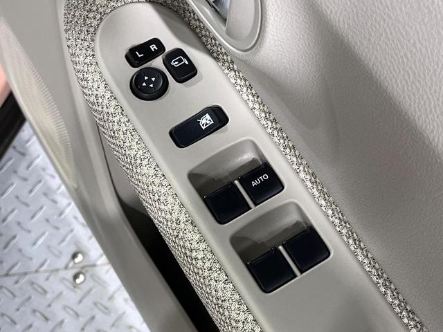 アルトラパン S 純正ナビ 衝突軽減 禁煙車 シートヒーター スマートキー HIDヘッドライト ETC オートライト オートエアコン Bluetooth CD/DVD再生 フルセグ アイドリングストップ(35枚目)