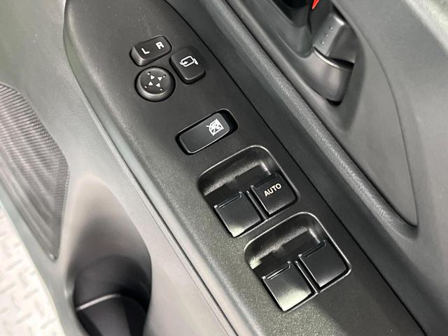 スペーシアギア ハイブリッドXZ ターボ ターボ 両側電動ドア 全周囲カメラ 衝突被害軽減システム レーダークルーズ 禁煙車 コーナーセンサー スマートキー LEDヘッド オートハイビーム 車線逸脱警報 オートライト オートエアコン(41枚目)