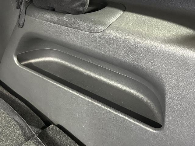 エルグランド 350ハイウェイスターアーバンクロム 両側電動ドア 後席モニター 全周囲カメラ 衝突軽減装置 100V電源 レーダークルーズ 禁煙車 電動リアゲート ハーフレザーシート スマートキー LEDヘッド ビルトインETC オートライト(64枚目)