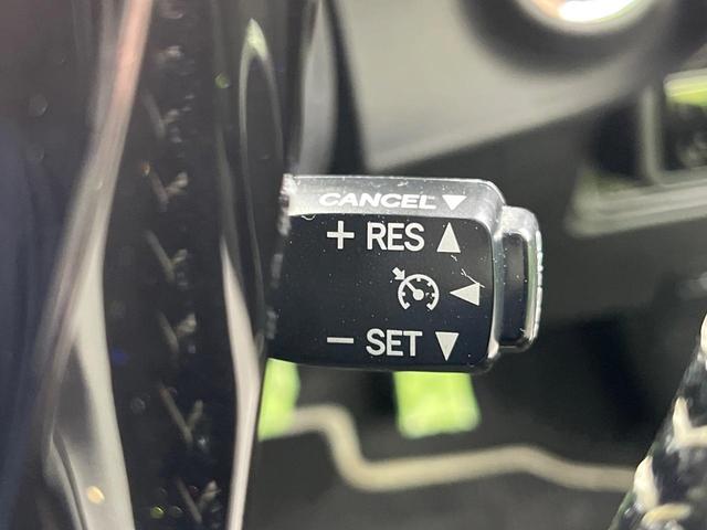 アクア G G’s SDナビ バックカメラ 衝突軽減装置 禁煙車 ハーフレザーシート スマートキー LEDヘッド ビルトインETC クルコン オートハイビーム 車線逸脱警報 オートライト オートエアコン(6枚目)