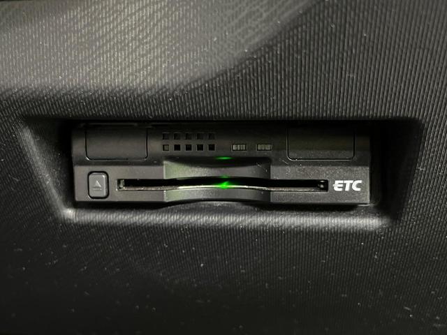 アクア G G’s SDナビ バックカメラ 衝突軽減装置 禁煙車 ハーフレザーシート スマートキー LEDヘッド ビルトインETC クルコン オートハイビーム 車線逸脱警報 オートライト オートエアコン(7枚目)