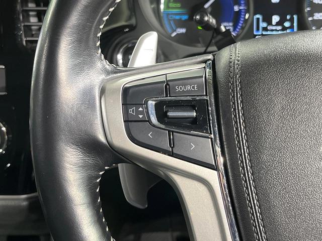 アウトランダーＰＨＥＶ Ｇリミテッドエディション　ＳＤナビ　バックカメラ　禁煙車　衝突軽減装置　４ＷＤ　レーダークルーズコントロール　デュアルエアコン　ＥＴＣ　ＬＥＤヘッドライト　オートライト　純正１８インチＡＷ　前席パワーシート（29枚目）