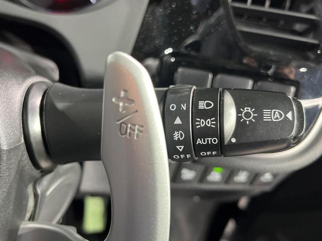 アウトランダーＰＨＥＶ Ｇリミテッドエディション　ＳＤナビ　バックカメラ　禁煙車　衝突軽減装置　４ＷＤ　レーダークルーズコントロール　デュアルエアコン　ＥＴＣ　ＬＥＤヘッドライト　オートライト　純正１８インチＡＷ　前席パワーシート（32枚目）