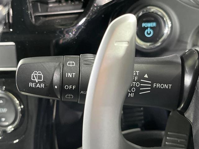 アウトランダーＰＨＥＶ Ｇリミテッドエディション　ＳＤナビ　バックカメラ　禁煙車　衝突軽減装置　４ＷＤ　レーダークルーズコントロール　デュアルエアコン　ＥＴＣ　ＬＥＤヘッドライト　オートライト　純正１８インチＡＷ　前席パワーシート（33枚目）