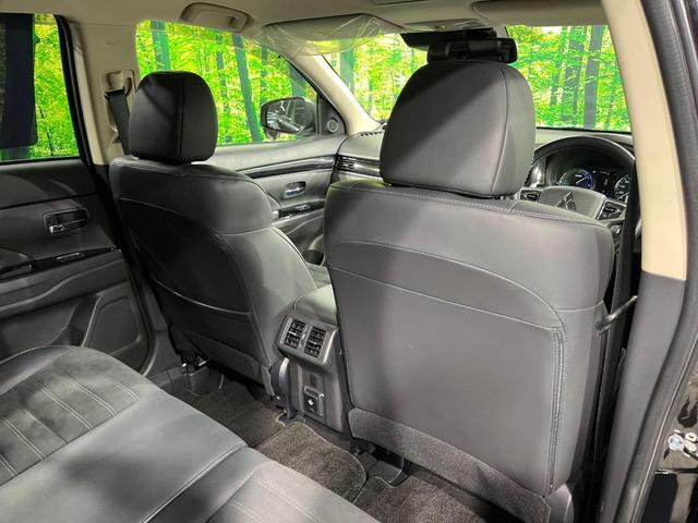 アウトランダーＰＨＥＶ Ｇリミテッドエディション　ＳＤナビ　バックカメラ　禁煙車　衝突軽減装置　４ＷＤ　レーダークルーズコントロール　デュアルエアコン　ＥＴＣ　ＬＥＤヘッドライト　オートライト　純正１８インチＡＷ　前席パワーシート（45枚目）