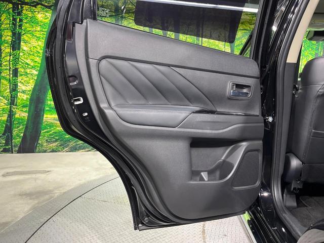 アウトランダーＰＨＥＶ Ｇリミテッドエディション　ＳＤナビ　バックカメラ　禁煙車　衝突軽減装置　４ＷＤ　レーダークルーズコントロール　デュアルエアコン　ＥＴＣ　ＬＥＤヘッドライト　オートライト　純正１８インチＡＷ　前席パワーシート（50枚目）