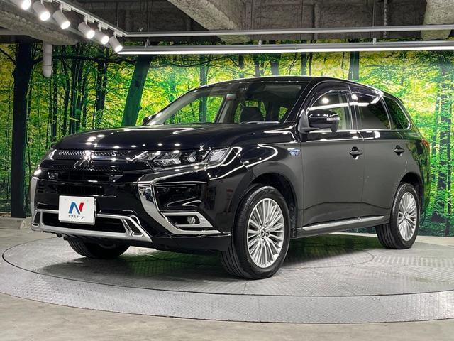 アウトランダーＰＨＥＶ Ｇリミテッドエディション　ＳＤナビ　バックカメラ　禁煙車　衝突軽減装置　４ＷＤ　レーダークルーズコントロール　デュアルエアコン　ＥＴＣ　ＬＥＤヘッドライト　オートライト　純正１８インチＡＷ　前席パワーシート（65枚目）