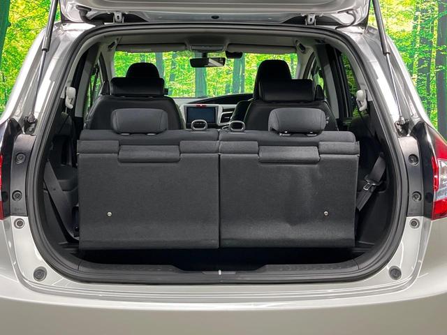 ジェイド ハイブリッドX 純正ナビ バックカメラ 衝突軽減 アダプティブクルーズ 禁煙車 ハーフレザーシート スマートキー LEDヘッド ETC 車線逸脱警報 オートライト オートエアコン ステアリングスイッチ(11枚目)