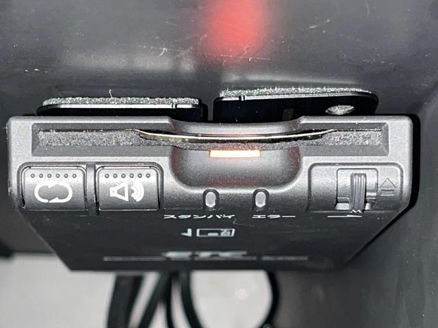 ノート X エマージェンシーブレーキパッケージ 純正ナビ バックカメラ 衝突軽減 禁煙車 スマートキー ETC CD再生 フルセグ アイドリングストップ 電動格納ミラー(6枚目)