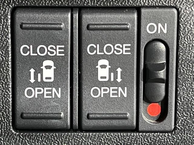 ステップワゴンスパーダ スパーダ 両側電動ドア バックカメラ 衝突軽減装置 レーダークルーズ 禁煙車 スマートキー LEDヘッド ビルトインETC 車線逸脱警報 オートライト デュアルエアコン 純正16インチアルミ Bluetooth(3枚目)