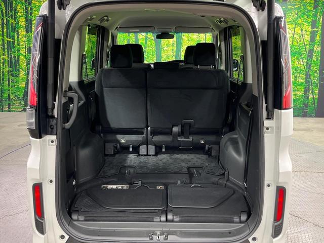 ステップワゴンスパーダ スパーダ 両側電動ドア バックカメラ 衝突軽減装置 レーダークルーズ 禁煙車 スマートキー LEDヘッド ビルトインETC 車線逸脱警報 オートライト デュアルエアコン 純正16インチアルミ Bluetooth(28枚目)