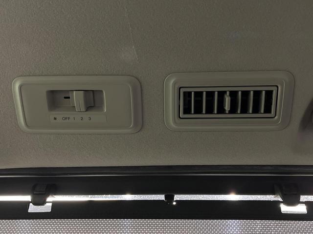 ステップワゴンスパーダ スパーダ 両側電動ドア バックカメラ 衝突軽減装置 レーダークルーズ 禁煙車 スマートキー LEDヘッド ビルトインETC 車線逸脱警報 オートライト デュアルエアコン 純正16インチアルミ Bluetooth(38枚目)