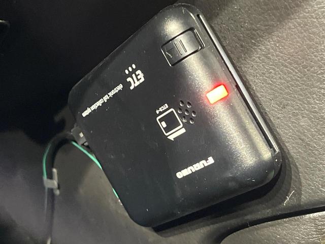 ソリオ Ｇ　ＳＤナビ　バックカメラ　衝突軽減装置　禁煙車　コーナーセンサー　スマートキー　ＥＴＣ　オートライト　オートエアコン　Ｂｌｕｅｔｏｏｔｈ再生　電動格納ミラー　車線逸脱警報（7枚目）