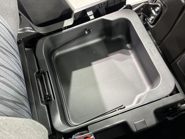 ソリオ Ｇ　ＳＤナビ　バックカメラ　衝突軽減装置　禁煙車　コーナーセンサー　スマートキー　ＥＴＣ　オートライト　オートエアコン　Ｂｌｕｅｔｏｏｔｈ再生　電動格納ミラー　車線逸脱警報（47枚目）