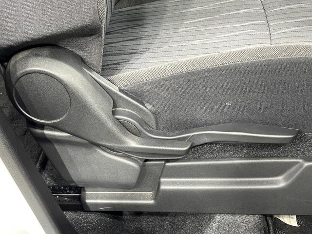 ソリオ Ｇ　ＳＤナビ　バックカメラ　衝突軽減装置　禁煙車　コーナーセンサー　スマートキー　ＥＴＣ　オートライト　オートエアコン　Ｂｌｕｅｔｏｏｔｈ再生　電動格納ミラー　車線逸脱警報（49枚目）