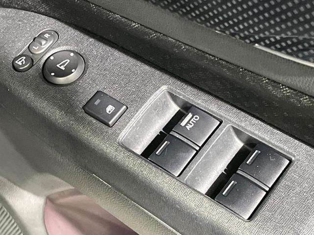 N-WGNカスタム G・Aパッケージ 純正8インチナビ バックカメラ 衝突軽減装置 禁煙車 ハーフレザーシート スマートキー HIDヘッド ETC クルコン オートライト オートエアコン 純正14インチアルミ Bluetooth(37枚目)