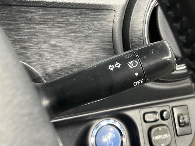 アクア G 純正SDナビ バックカメラ 禁煙車 スマートキー ETC オートエアコン Bluetooth CD DVD再生 フルセグ(32枚目)