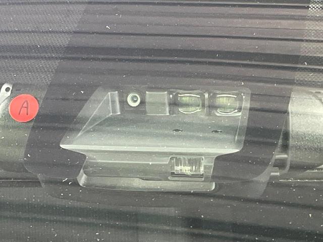 シエンタ ハイブリッドG 両側電動ドア バックカメラ 衝突軽減装置 禁煙車 スマートキー LEDヘッド ビルトインETC オートハイビーム オートライト オートエアコン 純正16インチアルミ フルセグ 電動格納ミラー(6枚目)