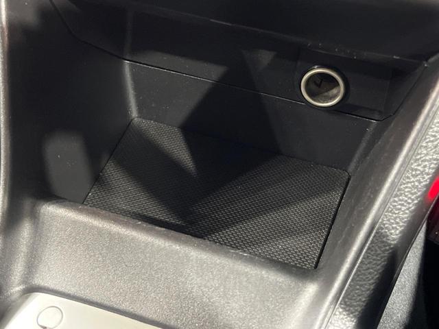 インプレッサスポーツ １．６ｉ－Ｌ　４ＷＤ　スマートキー　ＨＩＤヘッド　ＥＴＣ　オートエアコン　純正１５インチアルミ　Ｂｌｕｅｔｏｏｔｈ　ＣＤ　ＤＶＤ再生　フルセグ（33枚目）