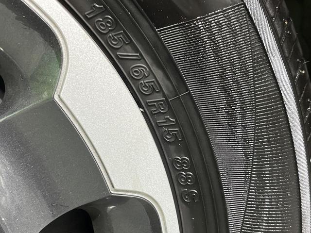 シエンタ ハイブリッドZ 両側電動ドア 10.5型純正ナビ バックカメラ 衝突被害軽減システム レーダークルーズ 禁煙車 コーナーセンサー スマートキー LEDヘッド ETC2.0 オートハイビーム 車線逸脱警報 オートライト(28枚目)