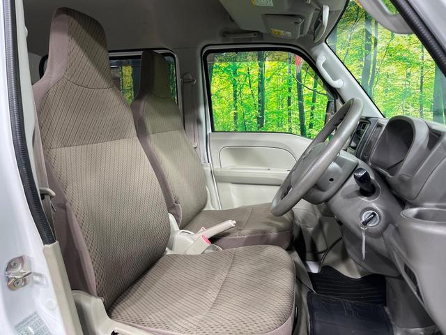 ドライバーによって運転しやすいポジションは異なり、あの車はどうなのか不安なこともありますよね。気になるお車は店頭で乗り込んでご確認いただけます♪