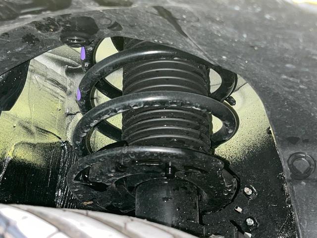 スイフトスポーツ ベースグレード MT車 全周囲カメラ 衝突被害軽減システム 禁煙車 ハーフレザーシート シートヒーター ドラレコ コーナーセンサー スマートキー LEDヘッド ビルトインETC 純正17インチアルミ 車線逸脱警報(20枚目)