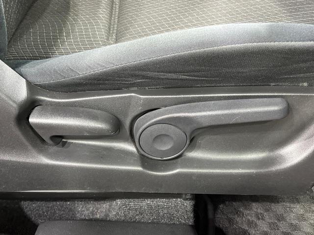 スイフト XG バックカメラ 禁煙車 スマートキー ビルトインETC オートエアコン Bluetooth CD DVD再生 地デジ(35枚目)