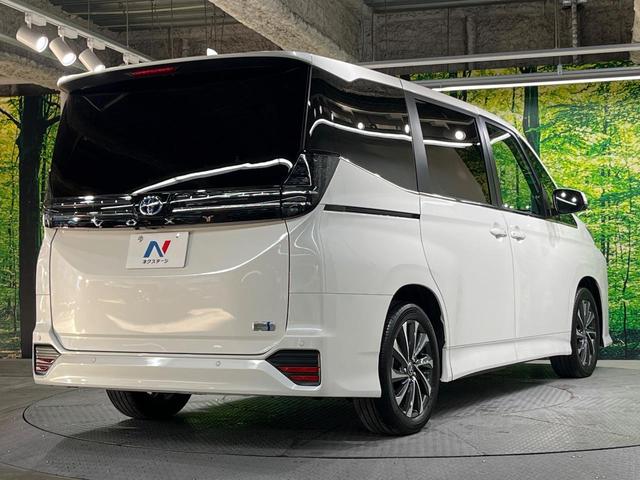 ヴォクシー ハイブリッドＳ－Ｚ　純正１０型ナビ　両側電動ドア　バックカメラ　衝突軽減　レーダークルーズ　禁煙車　ハーフレザーシート　コーナーセンサー　スマートキー　ＬＥＤヘッド　ＥＴＣ　シートヒーター　車線逸脱警報（18枚目）