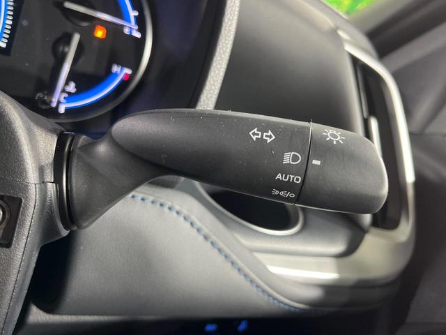 ヴォクシー ハイブリッドＳ－Ｚ　純正１０型ナビ　両側電動ドア　バックカメラ　衝突軽減　レーダークルーズ　禁煙車　ハーフレザーシート　コーナーセンサー　スマートキー　ＬＥＤヘッド　ＥＴＣ　シートヒーター　車線逸脱警報（36枚目）