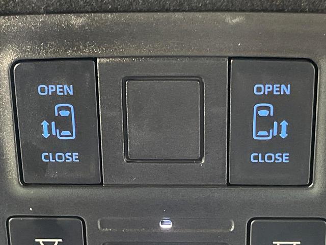 ヴォクシー ハイブリッドＳ－Ｚ　純正１０型ナビ　両側電動ドア　バックカメラ　衝突軽減　レーダークルーズ　禁煙車　ハーフレザーシート　コーナーセンサー　スマートキー　ＬＥＤヘッド　ＥＴＣ　シートヒーター　車線逸脱警報（48枚目）