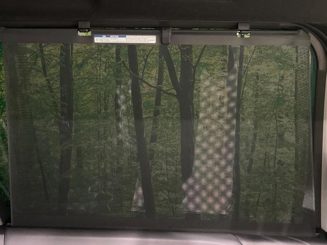 ヴォクシー ハイブリッドＳ－Ｚ　純正１０型ナビ　両側電動ドア　バックカメラ　衝突軽減　レーダークルーズ　禁煙車　ハーフレザーシート　コーナーセンサー　スマートキー　ＬＥＤヘッド　ＥＴＣ　シートヒーター　車線逸脱警報（62枚目）