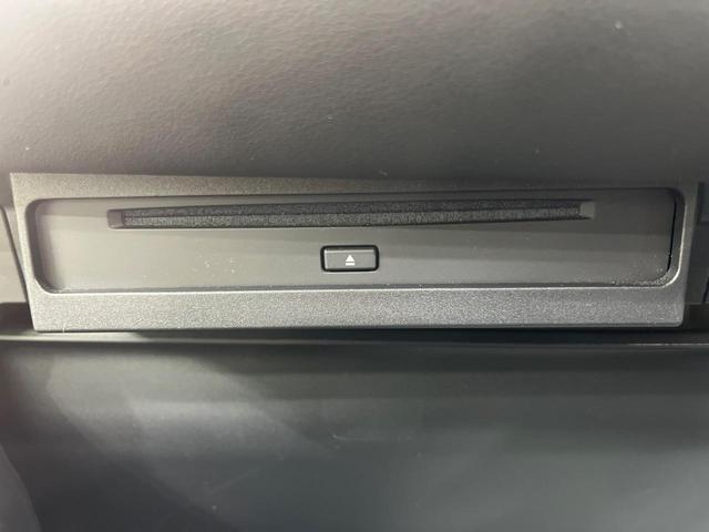 ヴォクシー ハイブリッドＳ－Ｚ　純正１０型ナビ　両側電動ドア　バックカメラ　衝突軽減　レーダークルーズ　禁煙車　ハーフレザーシート　コーナーセンサー　スマートキー　ＬＥＤヘッド　ＥＴＣ　シートヒーター　車線逸脱警報（71枚目）