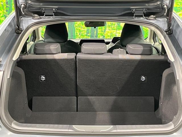 プリウス G 8インチ純正ディスプレイオーディオ バックカメラ 衝突被害軽減システム レーダークルーズ 禁煙車 コーナーセンサー シートヒーター ビルトインETC 純正19インチアルミ オートハイビーム(10枚目)