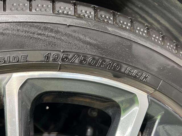 プリウス G 8インチ純正ディスプレイオーディオ バックカメラ 衝突被害軽減システム レーダークルーズ 禁煙車 コーナーセンサー シートヒーター ビルトインETC 純正19インチアルミ オートハイビーム(66枚目)