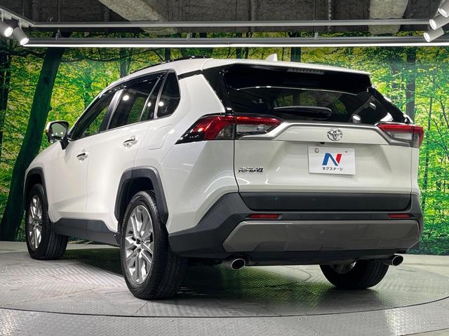 ＲＡＶ４ Ｇ　Ｚパッケージ　９インチナビ　バックカメラ　衝突軽減　レーダークルーズ　禁煙車　パワーバックドア　合皮シート　パワーシート　コーナーセンサー　スマートキー　ＬＥＤヘッド　ビルトインＥＴＣ　純正１９インチアルミ（70枚目）