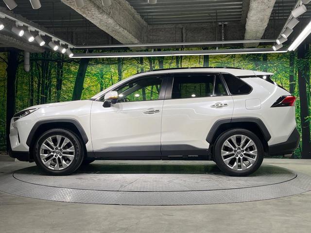 ＲＡＶ４ Ｇ　Ｚパッケージ　９インチナビ　バックカメラ　衝突軽減　レーダークルーズ　禁煙車　パワーバックドア　合皮シート　パワーシート　コーナーセンサー　スマートキー　ＬＥＤヘッド　ビルトインＥＴＣ　純正１９インチアルミ（71枚目）