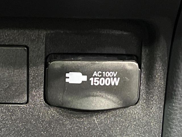 プリウス Ｘ　禁煙車　純正８インチディスプレイオーディオ　バックカメラ　衝突軽減　車線逸脱　レーダークルーズコントロール　ＢＳＭ　ＬＥＤヘッド　フルセグ　Ａｐｐｌｅｃａｒｐｌａｙ　ＥＴＣ２．０　ドラレコ（44枚目）