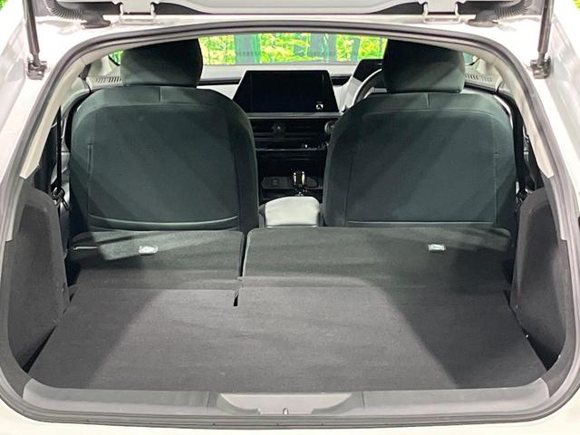 プリウス Ｘ　禁煙車　純正８インチディスプレイオーディオ　バックカメラ　衝突軽減　車線逸脱　レーダークルーズコントロール　ＢＳＭ　ＬＥＤヘッド　フルセグ　Ａｐｐｌｅｃａｒｐｌａｙ　ＥＴＣ２．０　ドラレコ（49枚目）