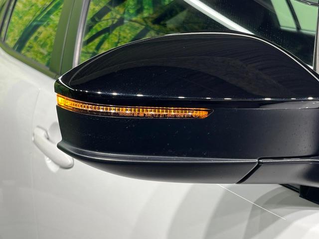 プリウス Ｘ　禁煙車　純正８インチディスプレイオーディオ　バックカメラ　衝突軽減　車線逸脱　レーダークルーズコントロール　ＢＳＭ　ＬＥＤヘッド　フルセグ　Ａｐｐｌｅｃａｒｐｌａｙ　ＥＴＣ２．０　ドラレコ（59枚目）