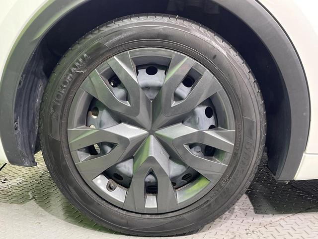 プリウス Ｘ　禁煙車　純正８インチディスプレイオーディオ　バックカメラ　衝突軽減　車線逸脱　レーダークルーズコントロール　ＢＳＭ　ＬＥＤヘッド　フルセグ　Ａｐｐｌｅｃａｒｐｌａｙ　ＥＴＣ２．０　ドラレコ（67枚目）