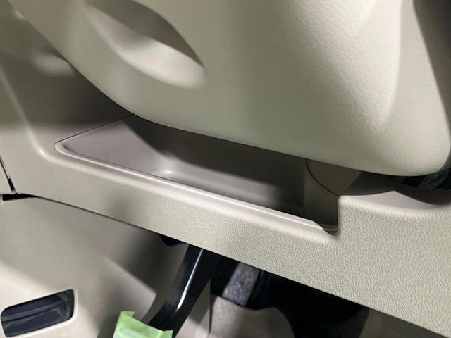 Ｎ－ＢＯＸ ２トーンカラースタイル　Ｇ　ＳＳパッケージ　純正ナビ　両側電動ドア　バックカメラ　衝突軽減　禁煙車　スマートキー　ＨＩＤヘッドライト　ＥＴＣ　オートライト　オートエアコン　Ｂｌｕｅｔｏｏｔｈ　シートヒーター　ステアリングスイッチ（24枚目）