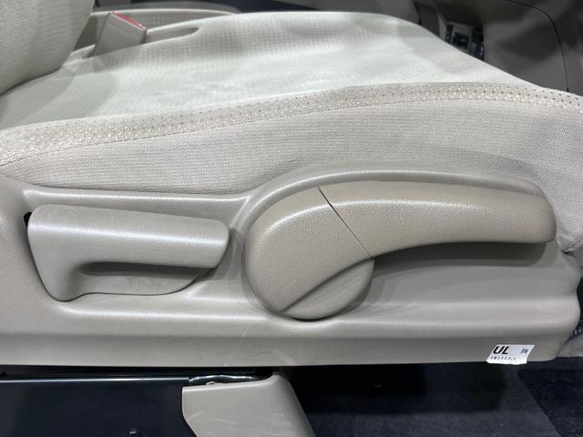 Ｎ－ＢＯＸ ２トーンカラースタイル　Ｇ　ＳＳパッケージ　純正ナビ　両側電動ドア　バックカメラ　衝突軽減　禁煙車　スマートキー　ＨＩＤヘッドライト　ＥＴＣ　オートライト　オートエアコン　Ｂｌｕｅｔｏｏｔｈ　シートヒーター　ステアリングスイッチ（44枚目）