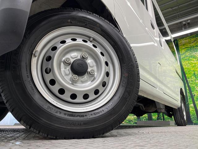 ハイゼットカーゴ ＤＸ　衝突被害軽減システム　オーディオ　禁煙車　コーナーセンサー　キーレスエントリー　オートライト　アイドリングストップ　プライバシーガラス（13枚目）