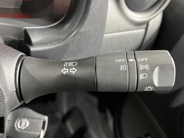 マーチ Ｓ　純正ナビ　バックカメラ　禁煙車　ドラレコ　ＬＥＤヘッド　ＥＴＣ　Ｂｌｕｅｔｏｏｔｈ　ＣＤ　フルセグ　ドアバイザー　プライバシーガラス（28枚目）