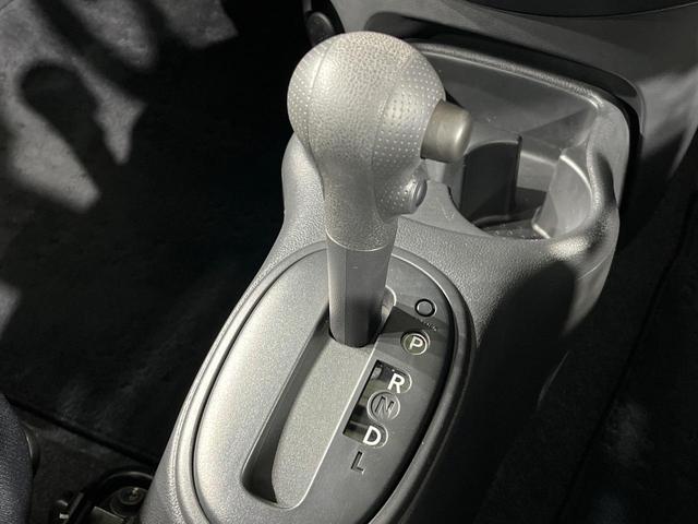 マーチ Ｓ　純正ナビ　バックカメラ　禁煙車　ドラレコ　ＬＥＤヘッド　ＥＴＣ　Ｂｌｕｅｔｏｏｔｈ　ＣＤ　フルセグ　ドアバイザー　プライバシーガラス（32枚目）