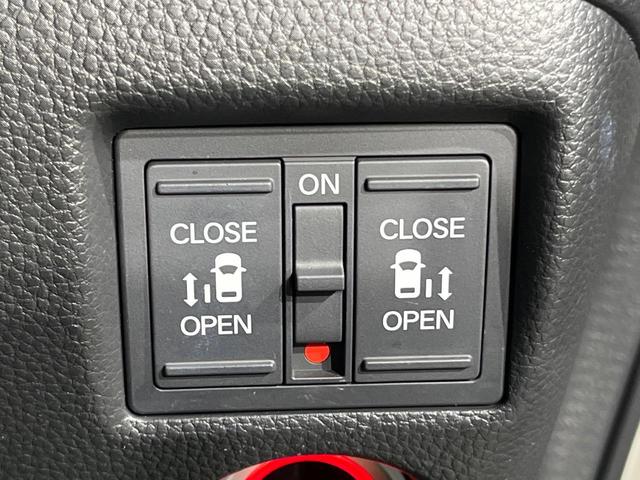 N-BOXカスタム Lターボ スタイル+ブラック 両側電動スライド 8インチナビ バックカメラ 衝突軽減 レーダークルーズ 禁煙車 ハーフレザーシート シートヒーター コーナーセンサー レーンキープ スマートキー LEDヘッド オートブレーキホールド(4枚目)