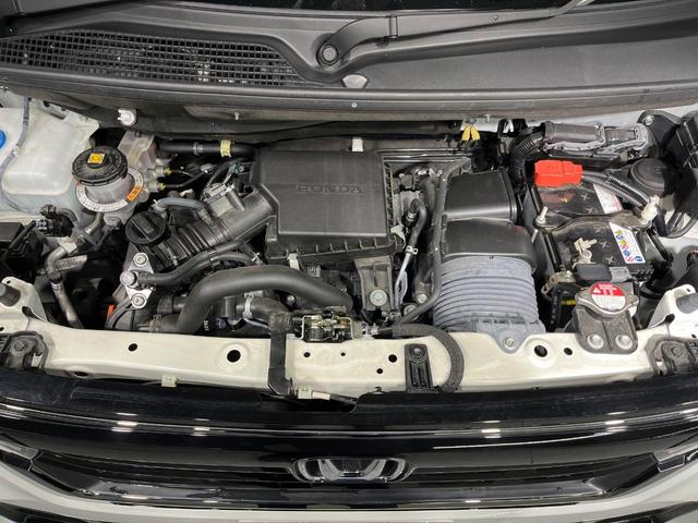 N-BOXカスタム Lターボ スタイル+ブラック 両側電動スライド 8インチナビ バックカメラ 衝突軽減 レーダークルーズ 禁煙車 ハーフレザーシート シートヒーター コーナーセンサー レーンキープ スマートキー LEDヘッド オートブレーキホールド(18枚目)