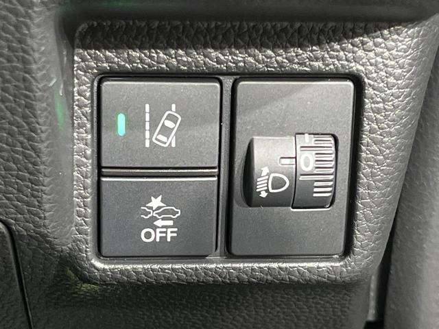 N-BOXカスタム Lターボ スタイル+ブラック 両側電動スライド 8インチナビ バックカメラ 衝突軽減 レーダークルーズ 禁煙車 ハーフレザーシート シートヒーター コーナーセンサー レーンキープ スマートキー LEDヘッド オートブレーキホールド(27枚目)